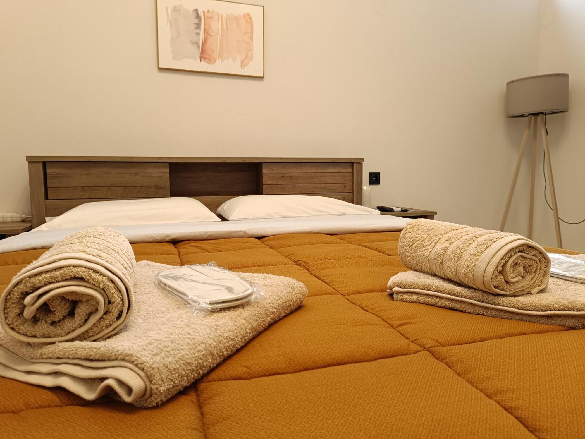 Giorgio Patrasso - Micro Apartment In The Center Of Patras Exterior foto
