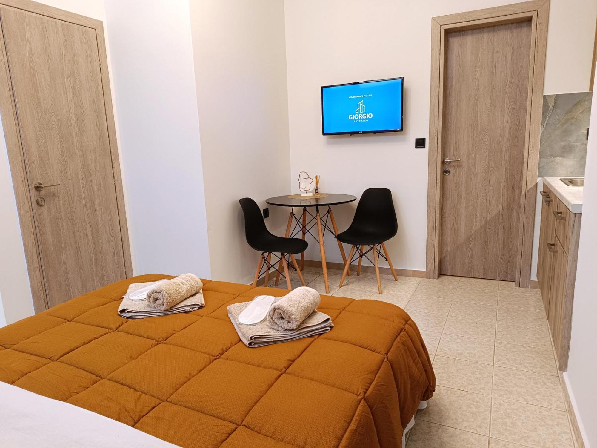 Giorgio Patrasso - Micro Apartment In The Center Of Patras Exterior foto